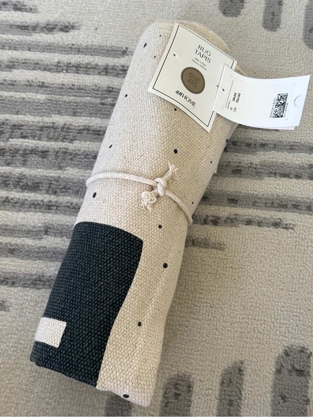 NWT! H&M Hopscotch Kids Runner Rug